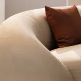 Curved luxury sofa – a creative choice for hotel lobbies thumbnail 12