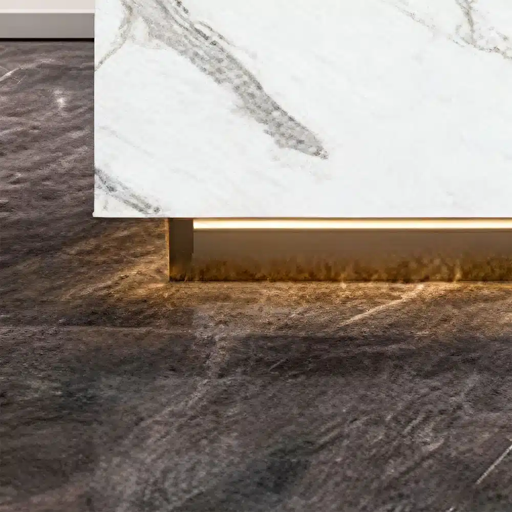 Multi-Use Reception Desks for Varied Businesses Multi-Use Reception Desks for Varied Businesses